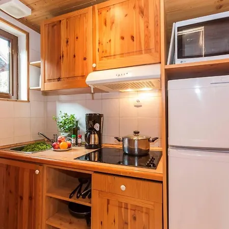 Apartment 3p6